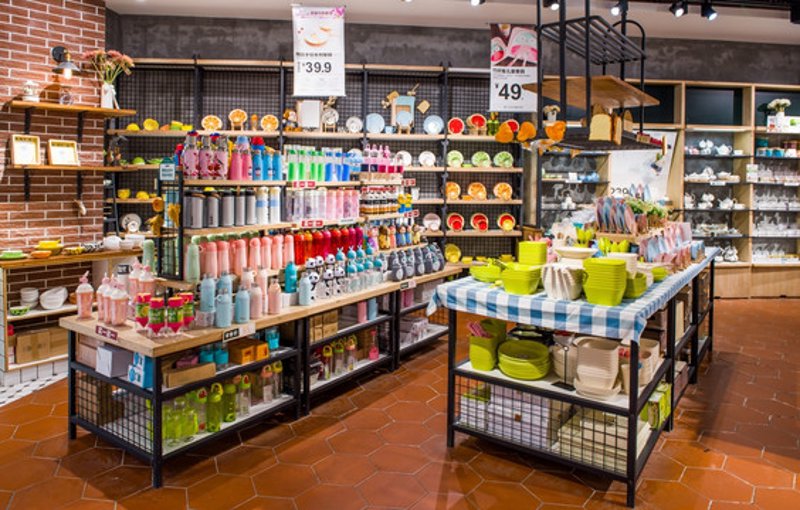 太原百货店：兴兴百货如何吸引顾客